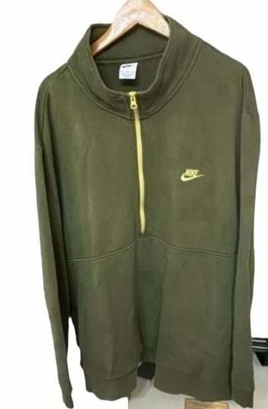 Nike Sportswear Club Brushed-Back 1/2-Zip Pullover Sweatshirt